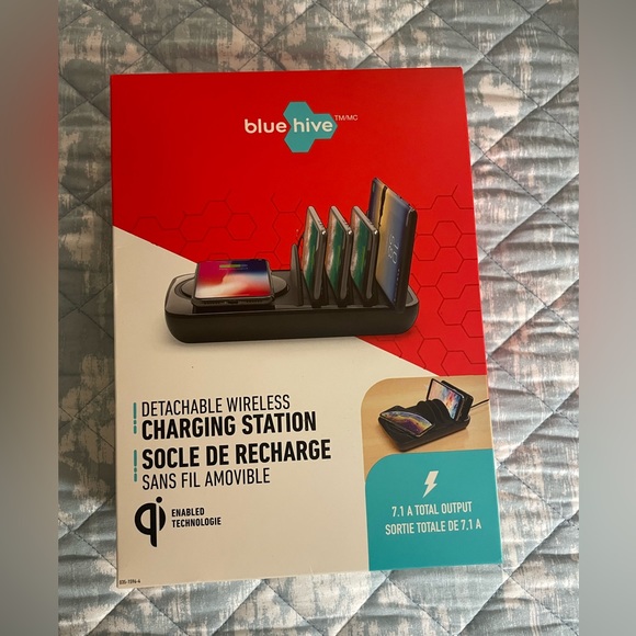 Wireless charging station supports 5 devices - Picture 1 of 1